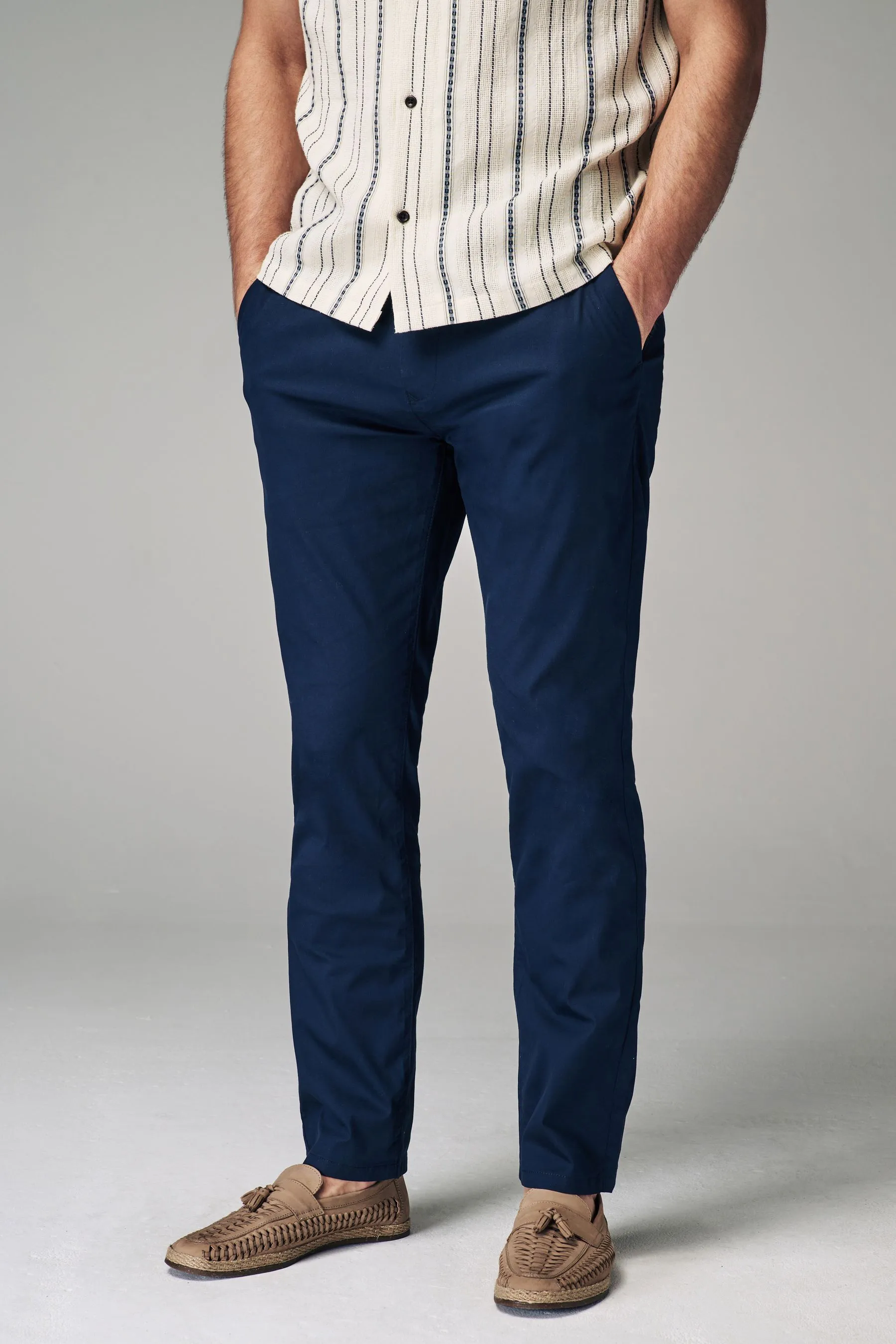 Pantaloni chino elasticizzati estivi